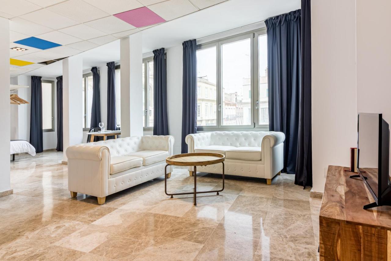 Saenz Suites Gallery By Bossh! Apartments Malaga Exterior photo
