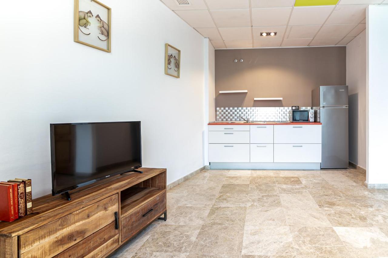 Saenz Suites Gallery By Bossh! Apartments Malaga Exterior photo